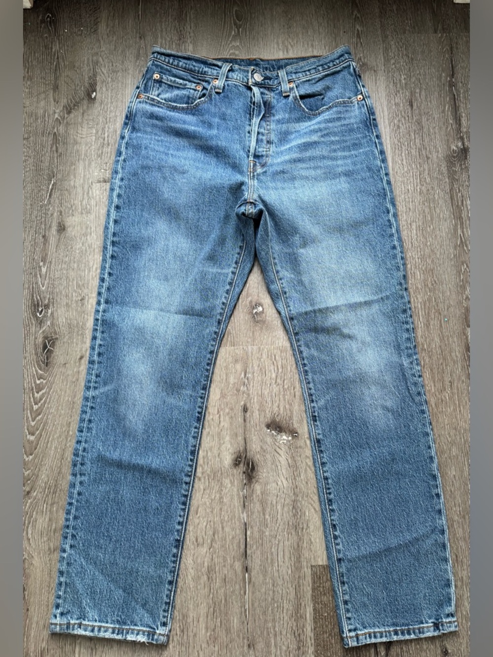Levi’s 501 Jeans 30x30 Medium Wash Straight Leg Button Fly Classic Denim